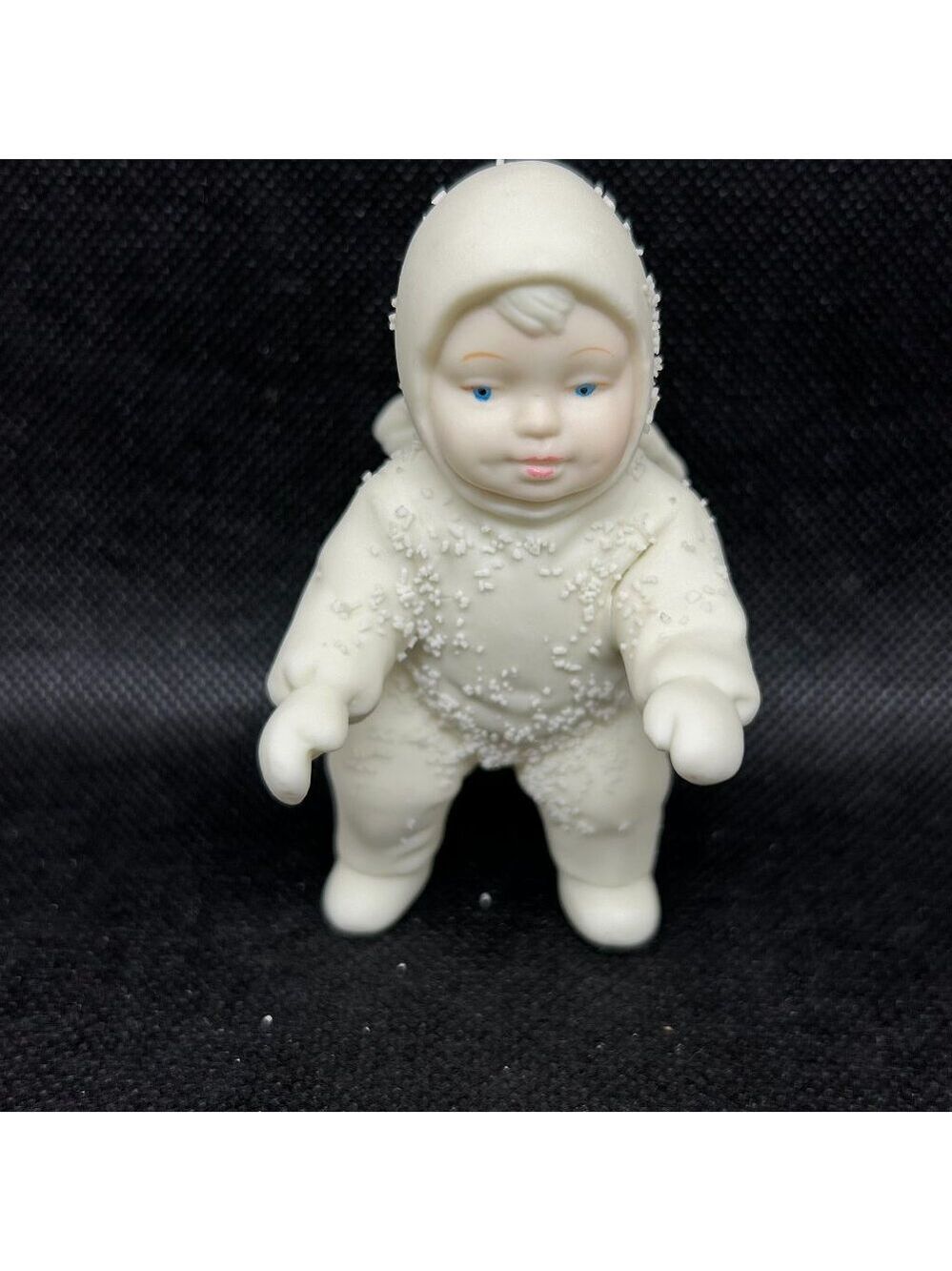 Department 56 Snowbabies shelf sitter figure
